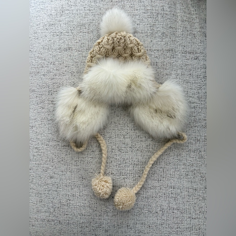 Cozy Knit Winter Hat with Faux Fur Trim & Pom Poms